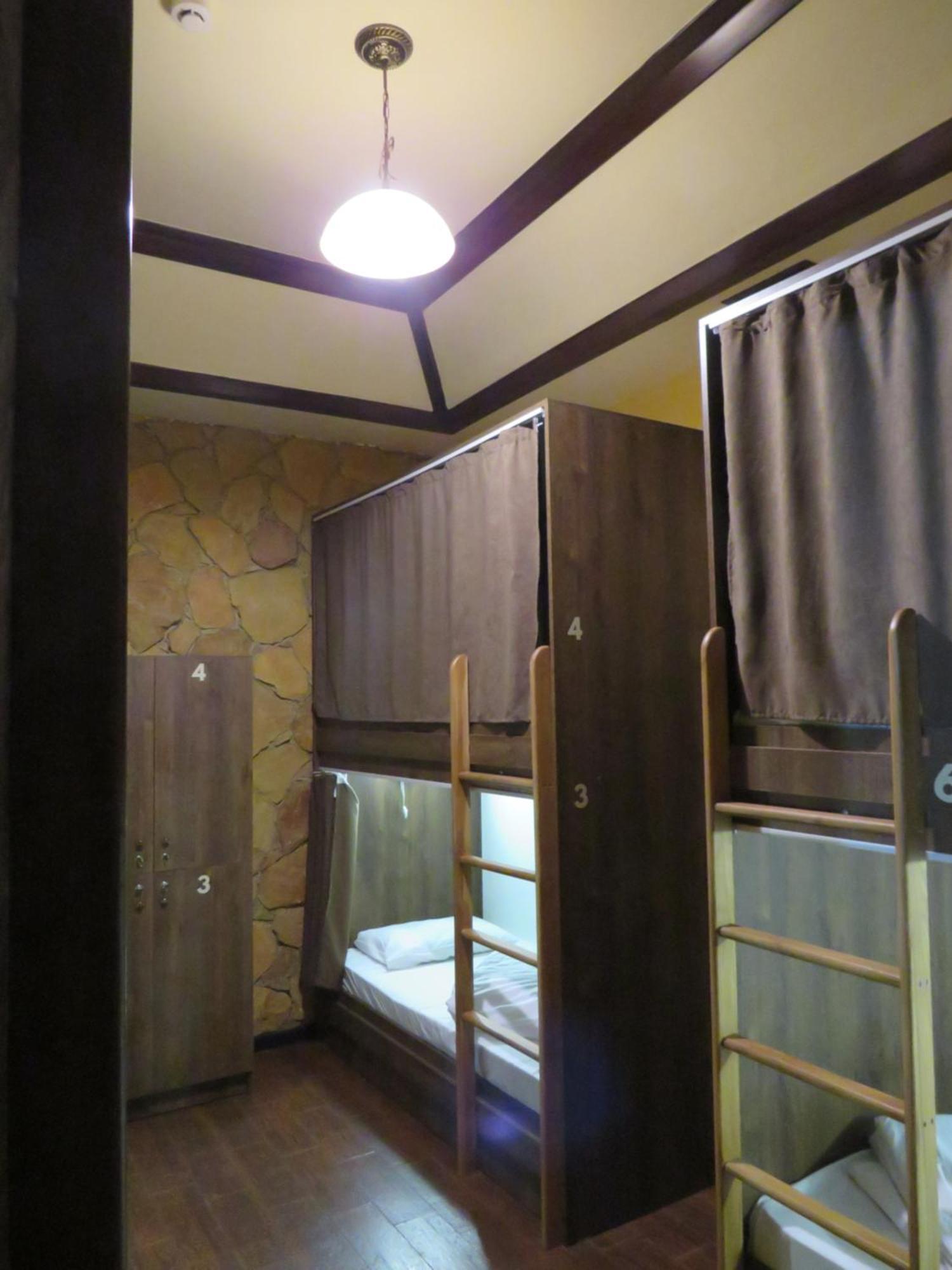 Hostel Jan In The Very Center Yerevan Exterior foto